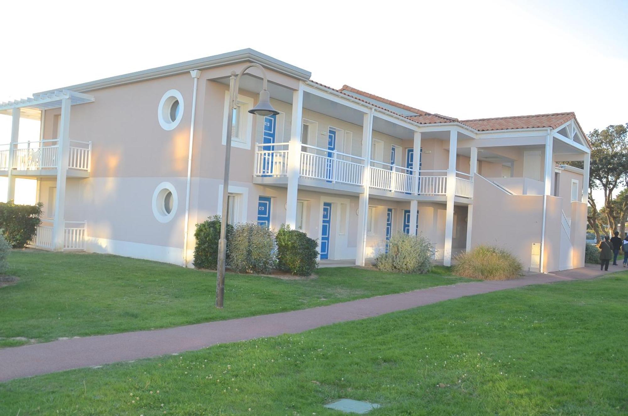 Appartements Front De Mer Sables D'Olonne 莱萨布勒-多洛讷 外观 照片