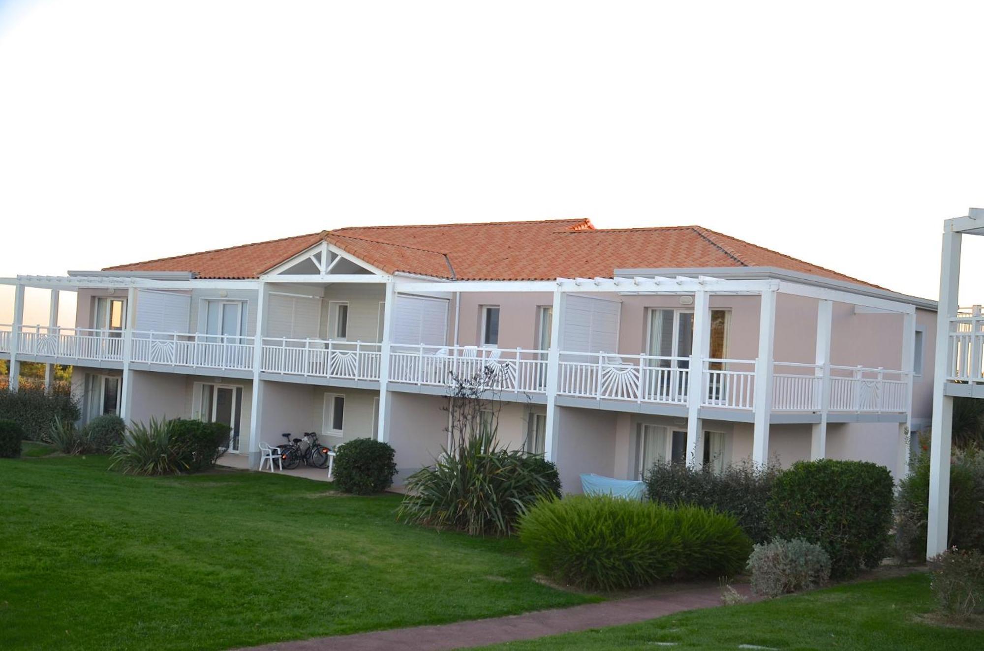 Appartements Front De Mer Sables D'Olonne 莱萨布勒-多洛讷 外观 照片