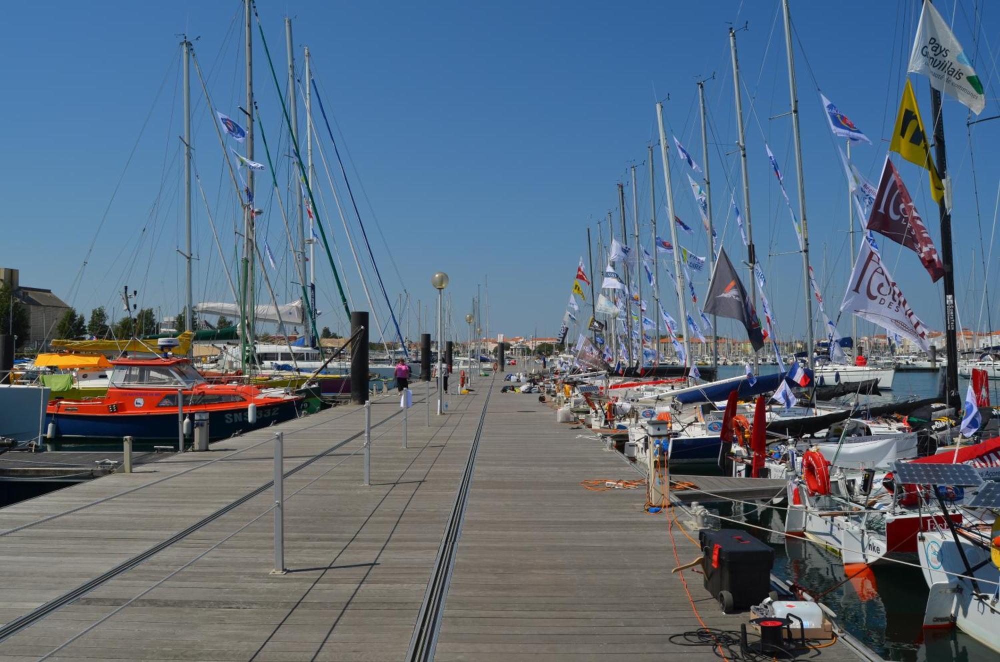 Appartements Front De Mer Sables D'Olonne 莱萨布勒-多洛讷 外观 照片