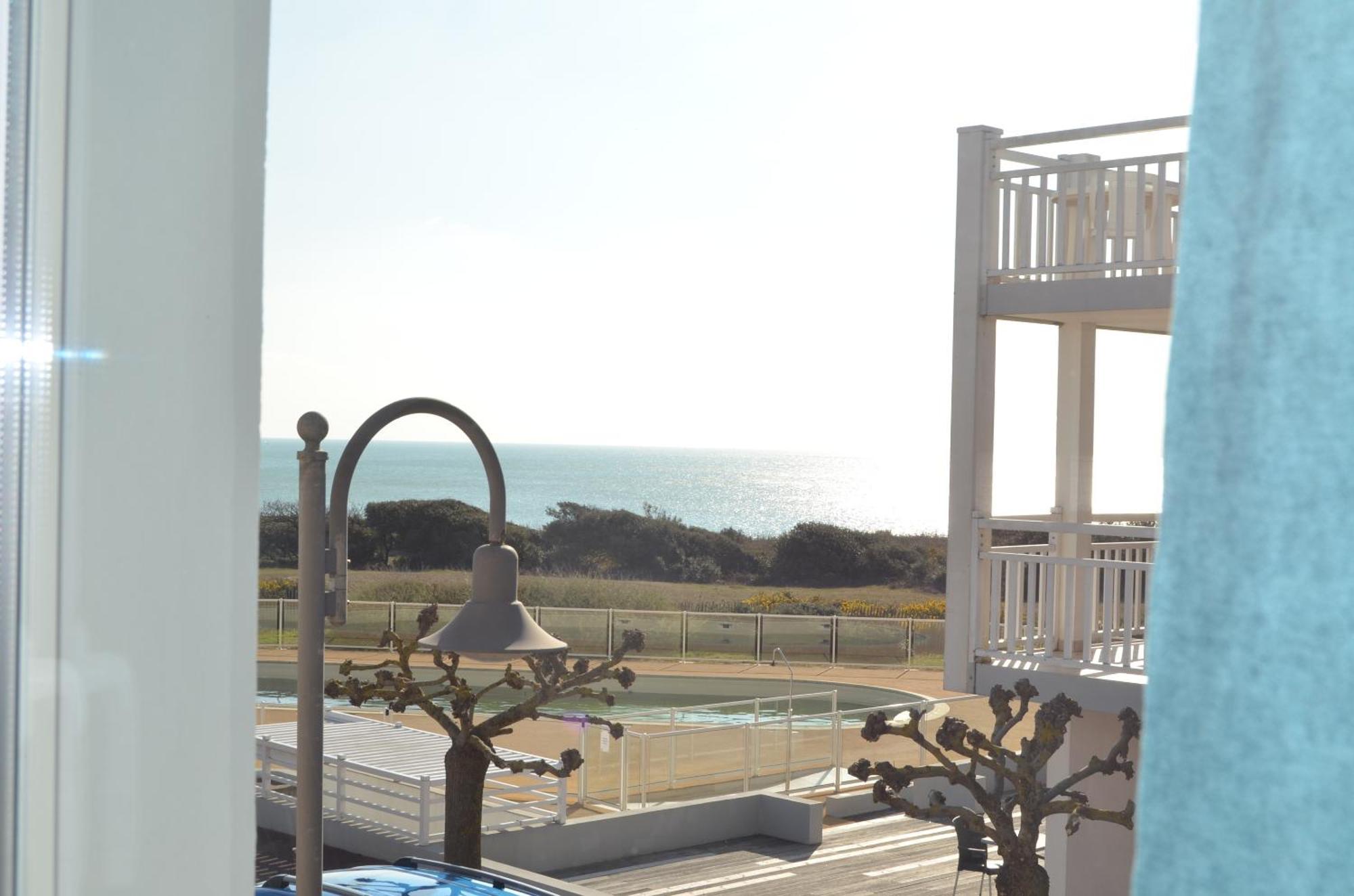Appartements Front De Mer Sables D'Olonne 莱萨布勒-多洛讷 外观 照片